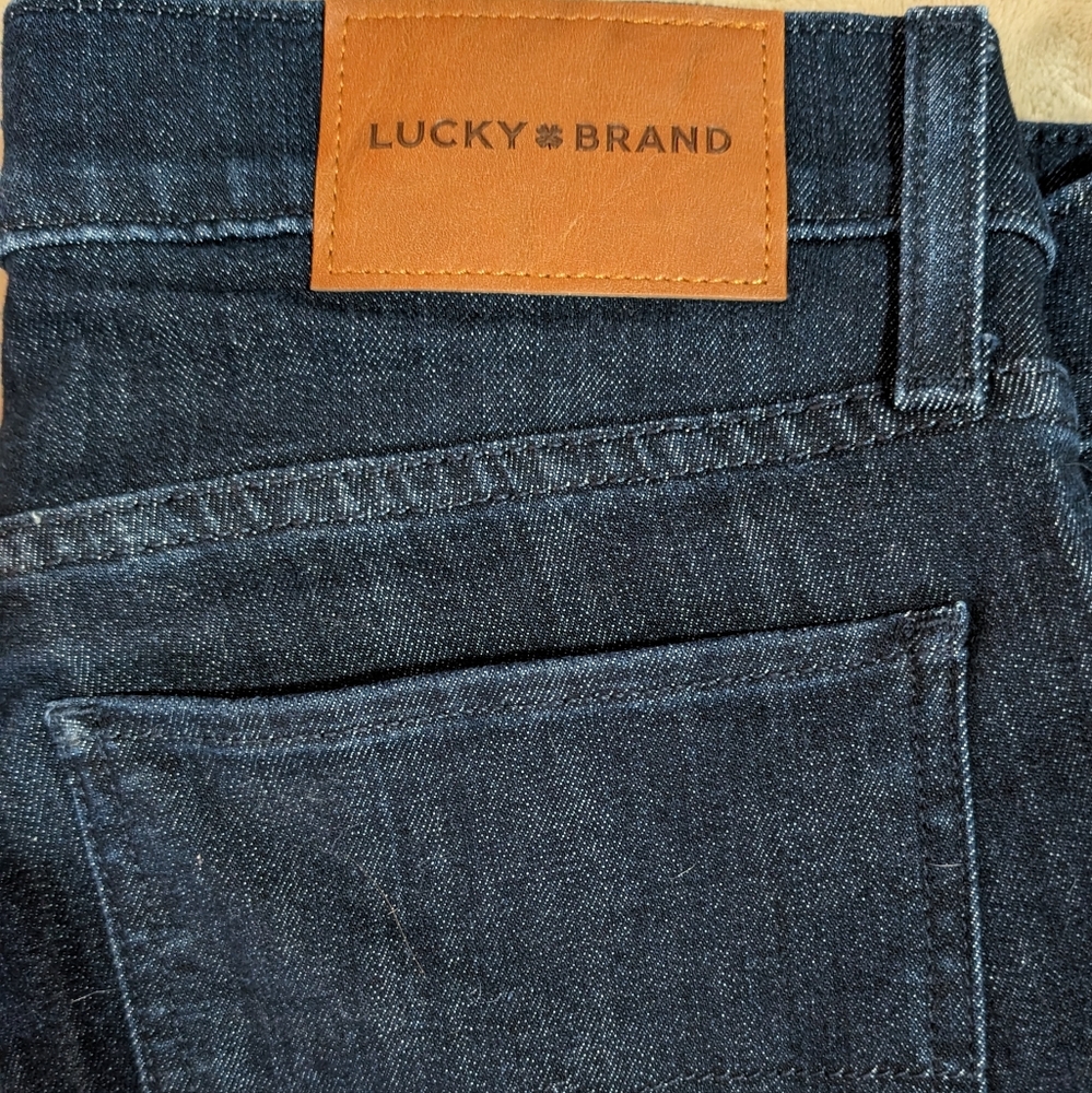 Lucky brand flare jeans size 6